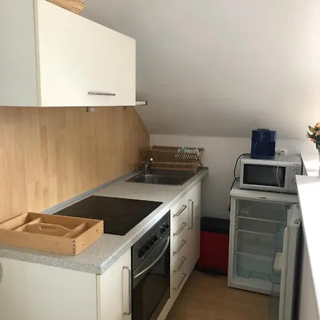45 M² Maisonette-wohnung In Uni-/hauptbahnhofnaehe Дуйсбург