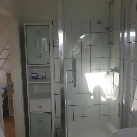45 M² Maisonette-wohnung In Uni-/hauptbahnhofnaehe דירה *